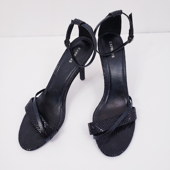 EXPRESS Scrappy Heels 8